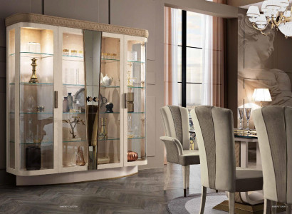 Vitrine Luxus Schaufenster Vitrinen Glas Schrank Modern Beige Regal Anrichte Neu